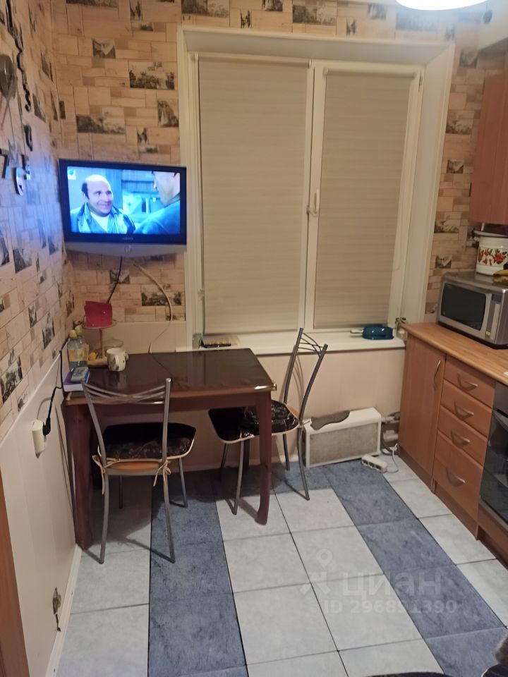 Сдам комнату 38м² Медынская ул., 12К1, Москва, ЮАО, р-н Бирюлево ...