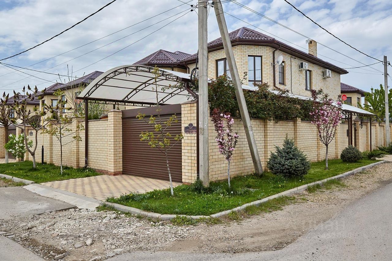 Южная столица нвм. Академия бокса нвм краснодар. Стоматологическая клиника леонардо санкт-петербург. Стоматологическая клиника леонардо в екатеринбурге. 3 й звенигородский проезд краснодар.