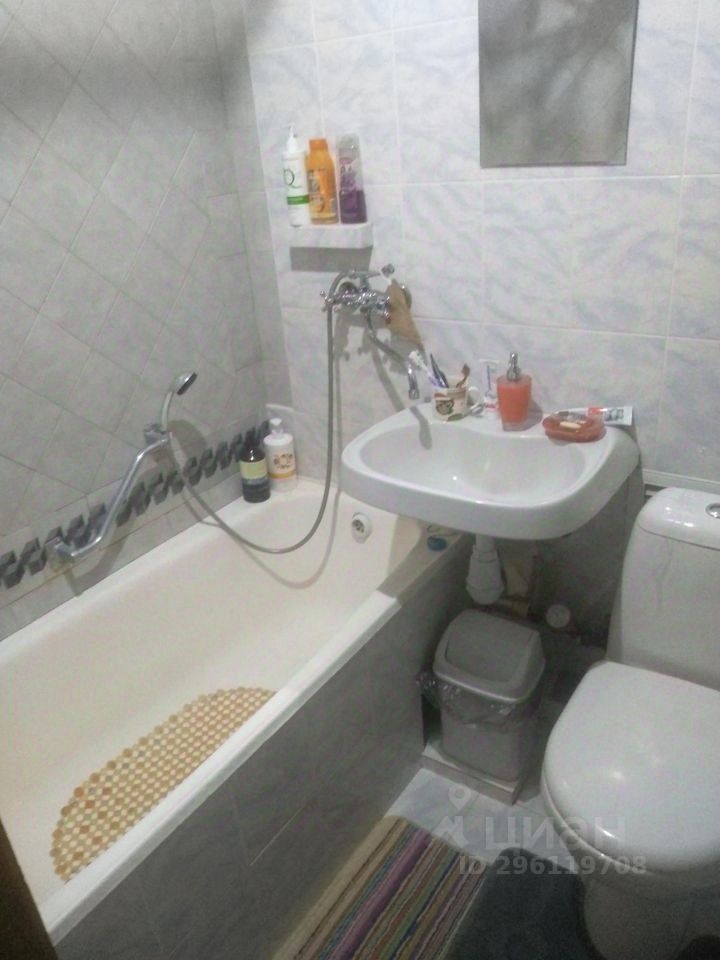 Продажа двухкомнатной квартиры 44м² ул. Орджоникидзе, 2Б, Батайск ...