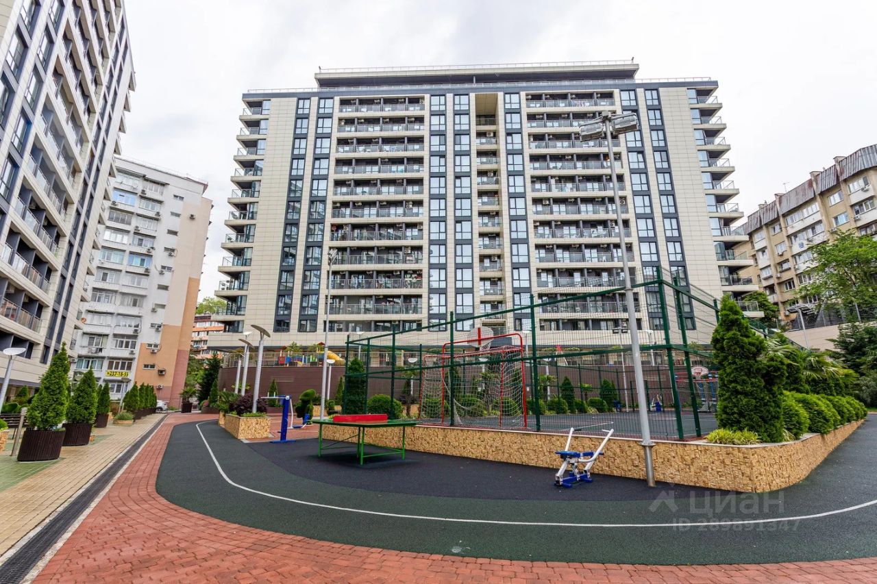 Горького 24 сочи. Сочи переулок горького 24. Жк сокол, сочи, переулок горького, 24. Краснодарский край, сочи, микрорайон центральный, пер. Жк сокол сочи фото.