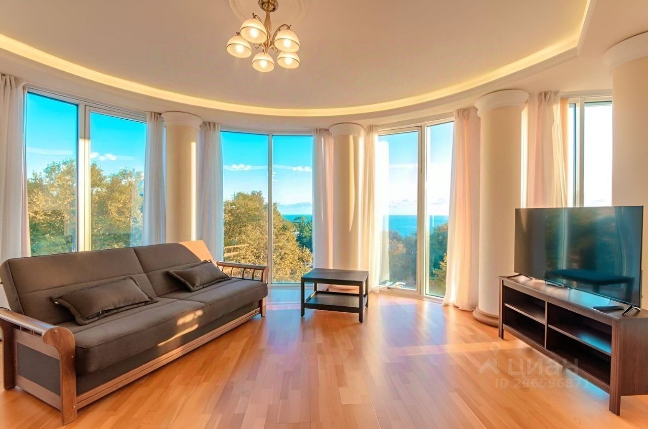 снять квартиру в центральном районе сочи. гостевой дом в сочи на мамайке на загородной ул. сочи улица островского 17 24. островского 17/24 сочи фото. нежнейские пригородная крона снят квартира.