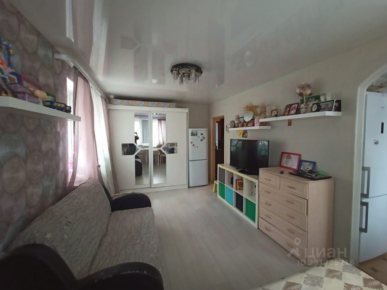 Продажа трехкомнатной квартиры 62.2м² ул. Киргетова, 15, Гатчина ...