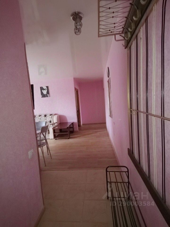 Продажа трехкомнатной квартиры 58м² Октябрьская ул., 293А, Калач-на ...