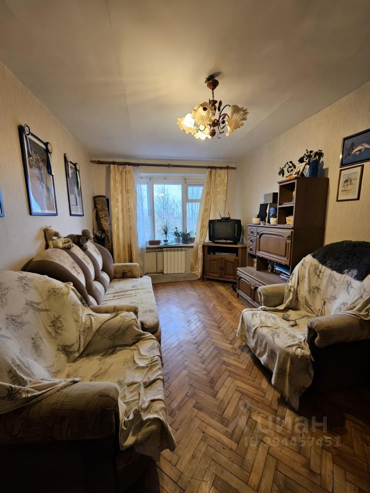 Продаю двухкомнатную квартиру 46м² ул. Спирина, 12, Санкт-Петербург, р ...