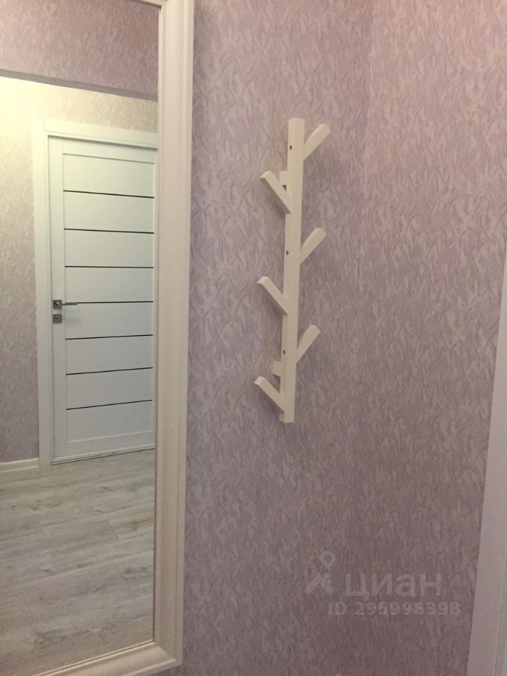 Сдам однокомнатную квартиру 33м² ул. Карамзина, 28, Красноярск ...