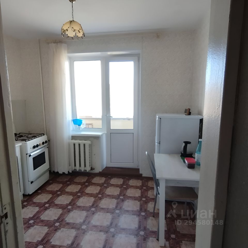 Продаю однокомнатную квартиру 32.6м² ул. Володарского, 26, Лодейное ...