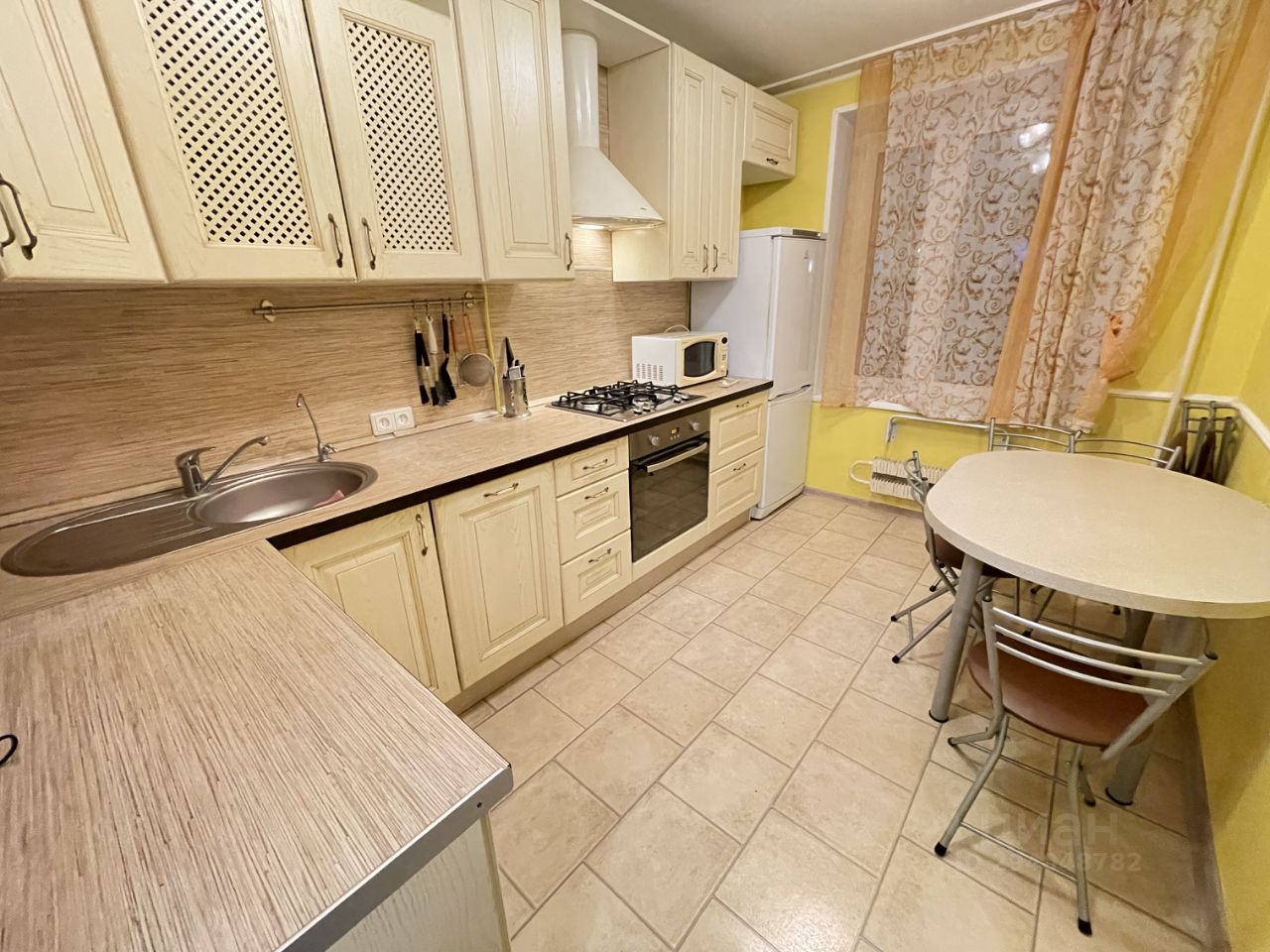 Сдам двухкомнатную квартиру 50.2м² Бирюлевская ул., 18К2, Москва, ЮАО ...