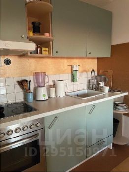 1-комн.кв., 49 м², этаж 25