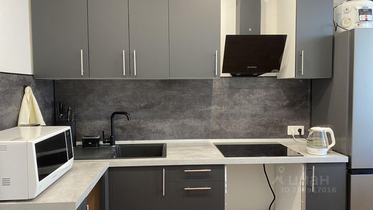 Снять двухкомнатную квартиру 57.9м² Изюмская ул., 37к3, Москва, ЮЗАО, р ...