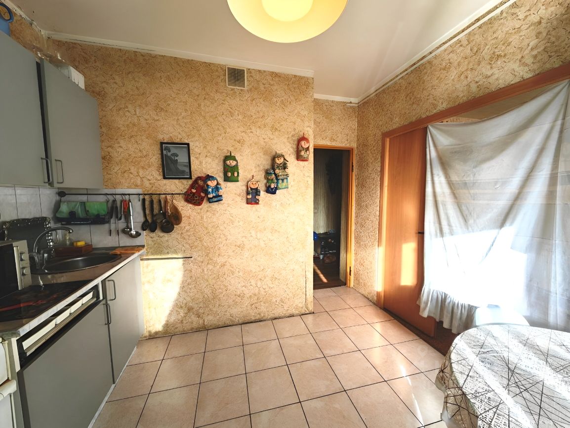 Продаю двухкомнатную квартиру 53.9м² ул. Брусилова, 31, Москва, ЮЗАО, р ...