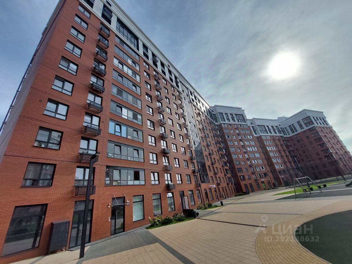 Продаю двухкомнатную квартиру 63.3м² пл. Свободы, 4к1, Наро-Фоминск ...