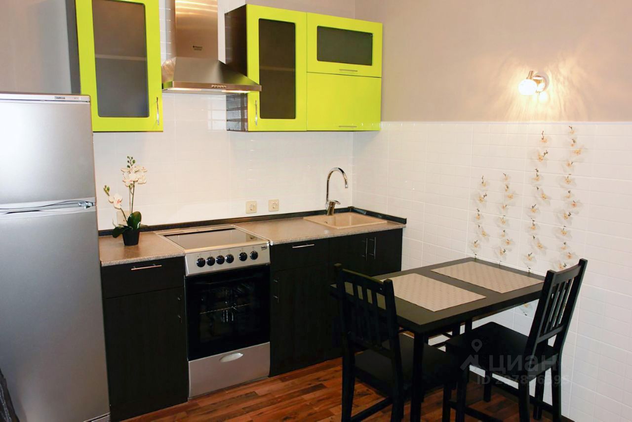 Сдам однокомнатную квартиру 42м² ул. Баулинская, 5к1, Московская ...