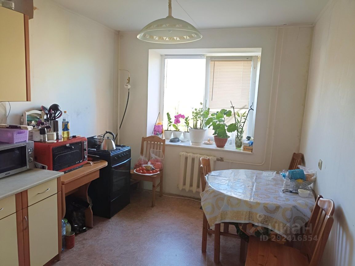 Купить двухкомнатную квартиру 60.8м² ул. Садовая, 4, Ленинградская ...