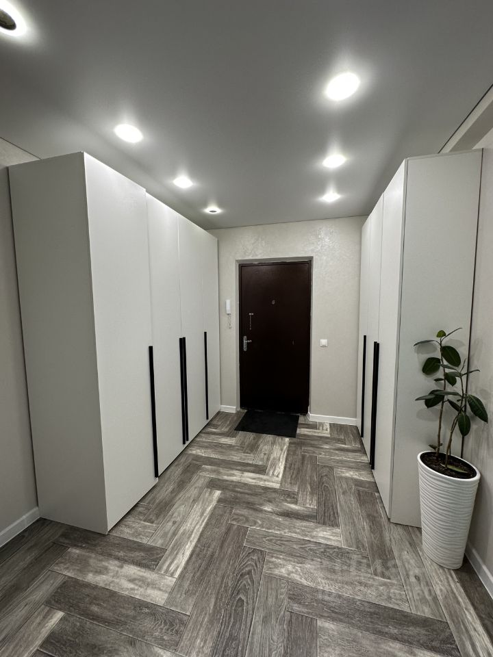 Продаю двухкомнатную квартиру 62.2м² ул. Александра Печерского, 5 ...