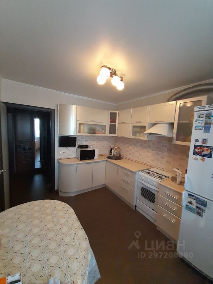 Купить двухкомнатную квартиру 49.4м² ул. Усть-Курдюмская, 3, Саратов ...