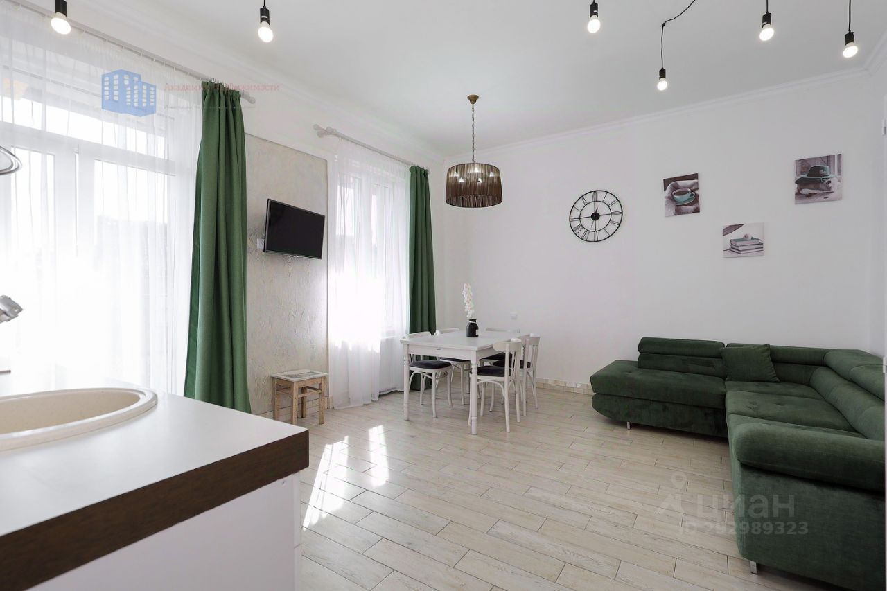 Продаю двухкомнатную квартиру 45м² ул. Володарского, 5, Зеленоградск ...