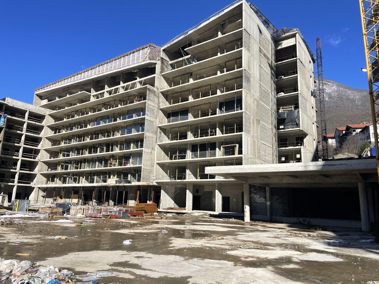 Какое жилье в сочи. Город сочи квартиры. Сириус сочи бытха. Жк сириус адлер. Квартира у моря.