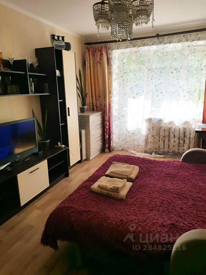 Аренда однокомнатной квартиры 30м² ул. Ленина, 7, Истра, Московская ...