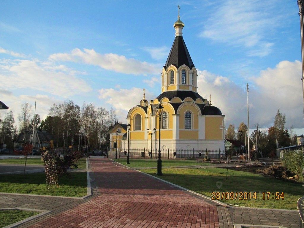 Мгинское городское поселение ленинградская область. Храм Александра Невского Кировский район. Храм Александра Невского в Апраксино Ленинградская область. Апраксин поселок Церковь Александра Невского. Храм Апраксин Кировский район.