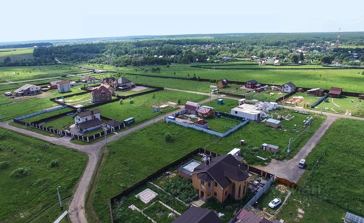 Сосновские озера 2 генплан. Деревня богачево одинцовский район. Въезд в коттеджный поселок. Коттеджный поселок 2 озера. Караваево озеро коттеджный поселок.