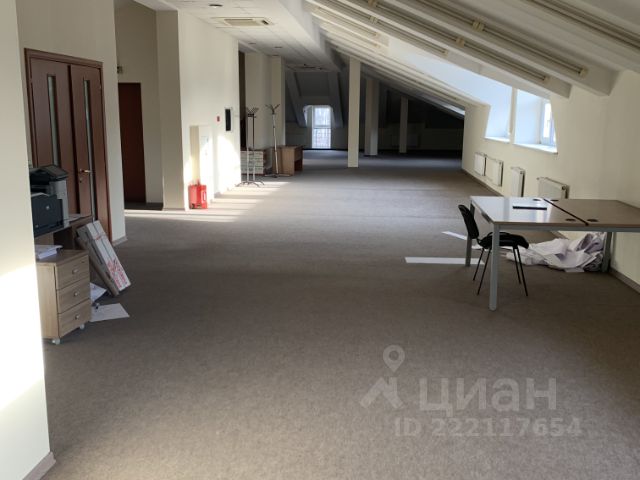 хоум кредит банк адреса отделений в москве рядом с метро братиславская
